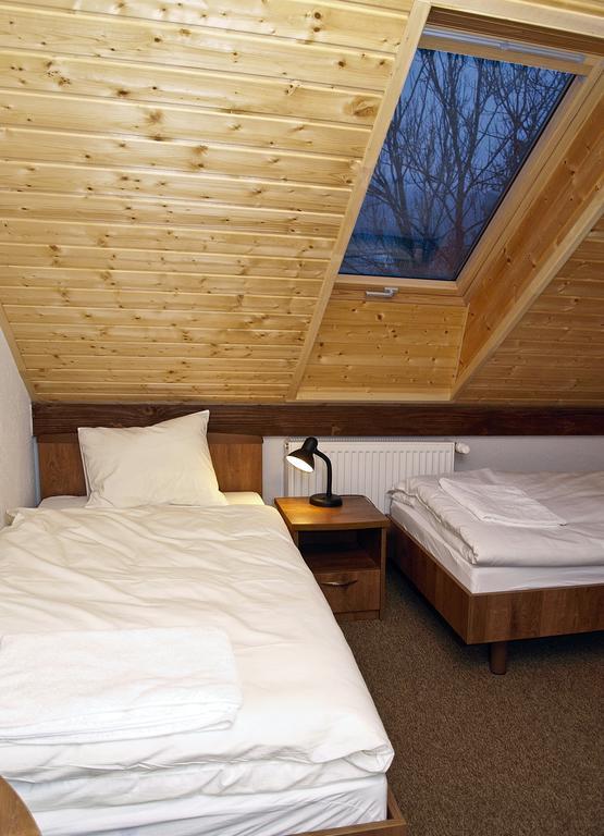 Noclegi Helvet Ustrzyki Dolne Habitación foto